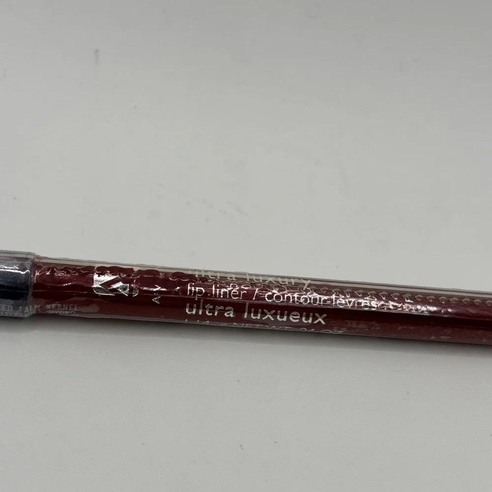 Avon Ultra Luxury Lip Liner - Rosebud New Sealed Old Stock